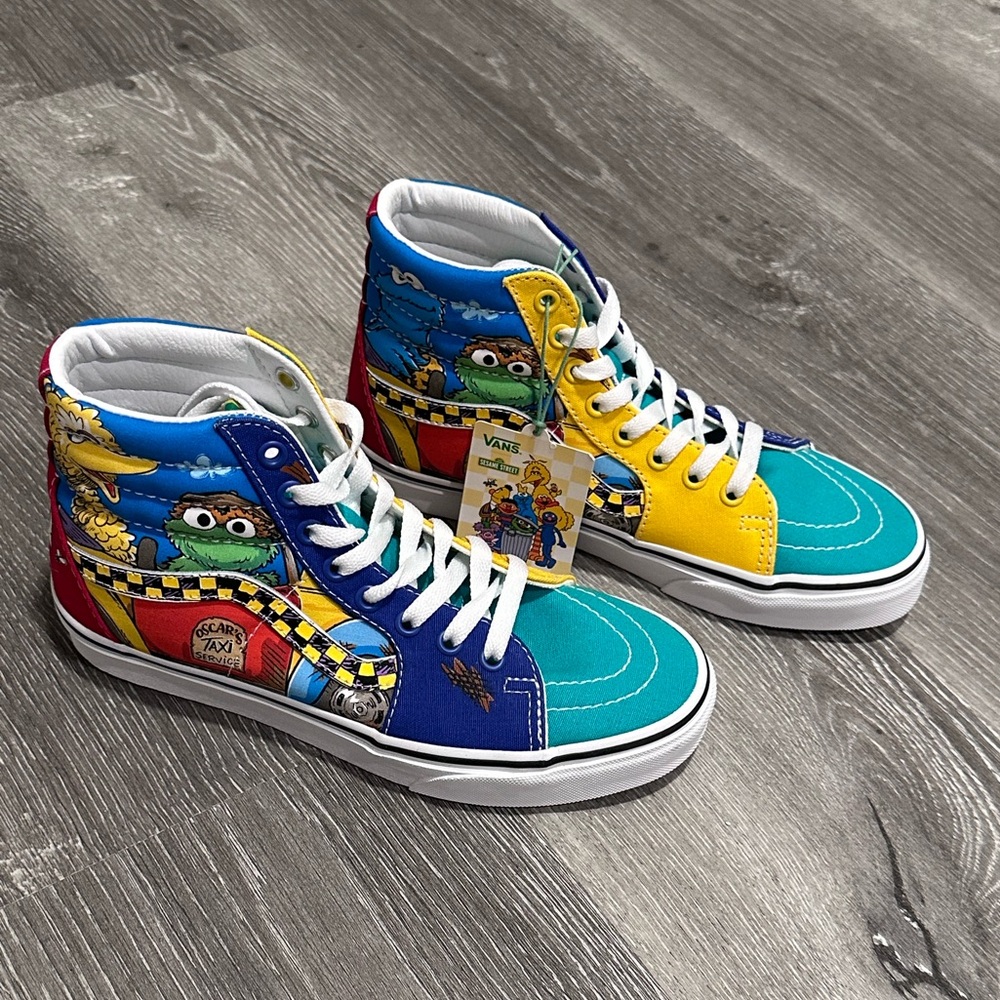 Vans x Sesame Street SK8-HI unisex sneakers ! Size 7